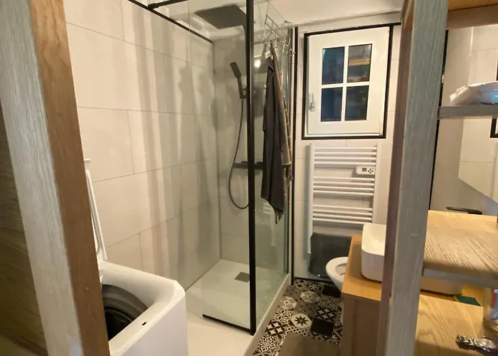 Tiny House Dans La Verdure Et Le Calme 別荘